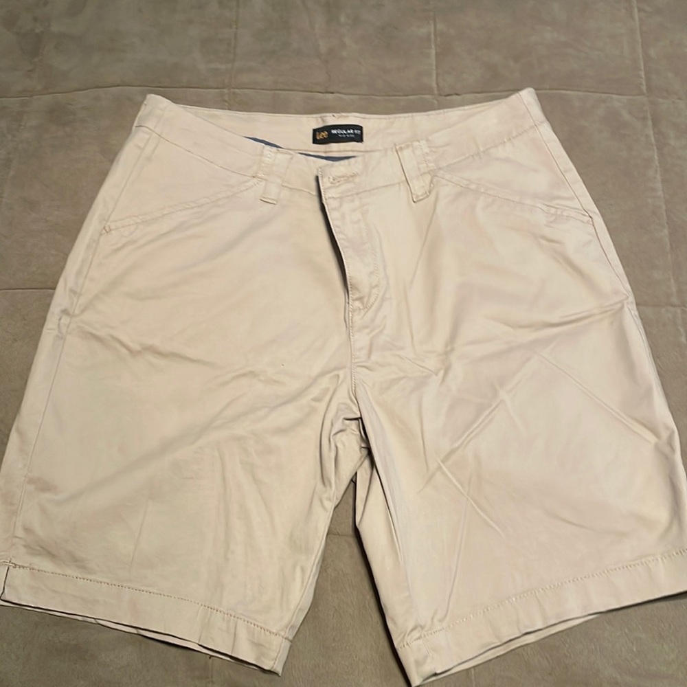 Ladies Lee Bermuda shorts